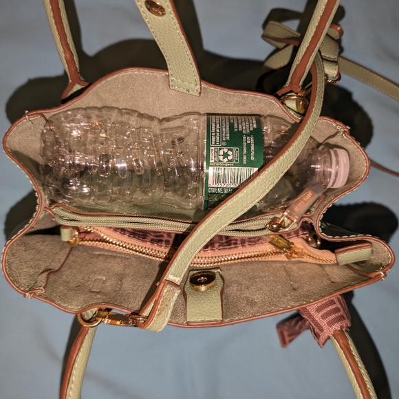 Purse - Picture 4 of 6